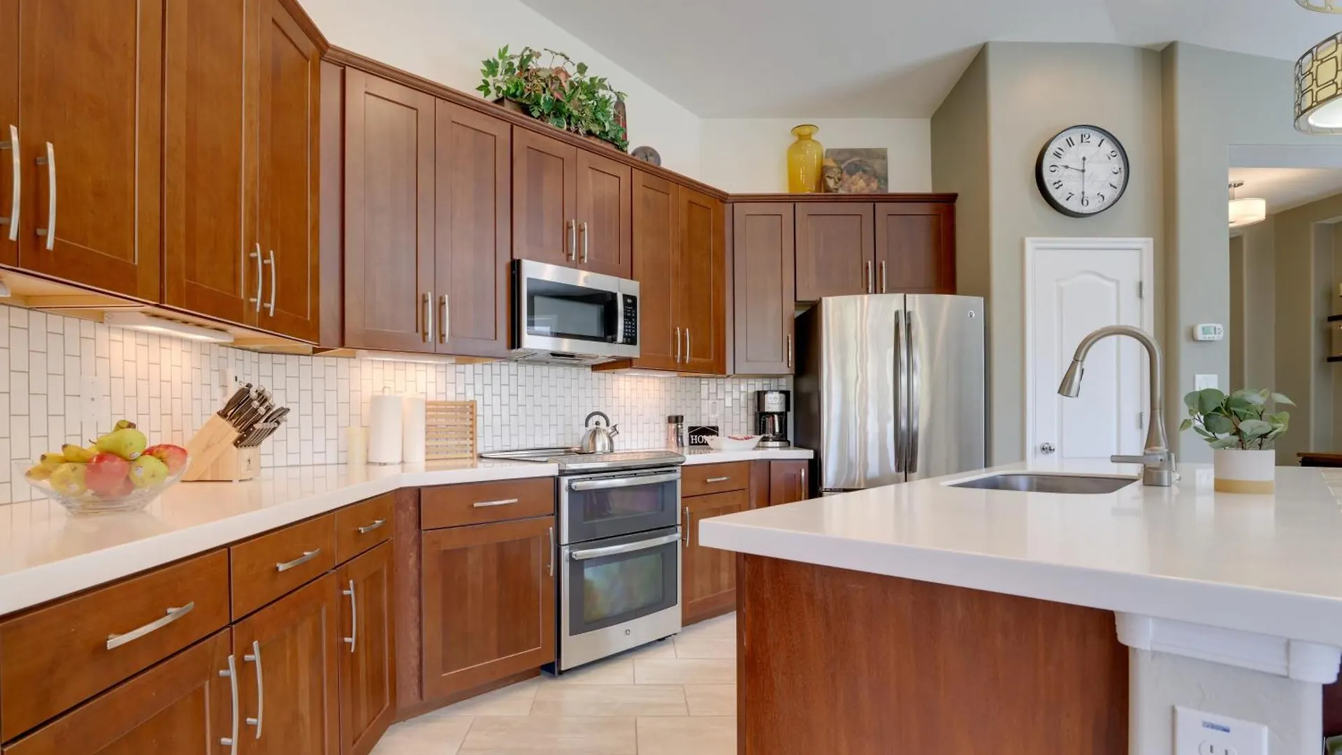 Phoenix Home With Ev Charger And Pool Access! 0*,