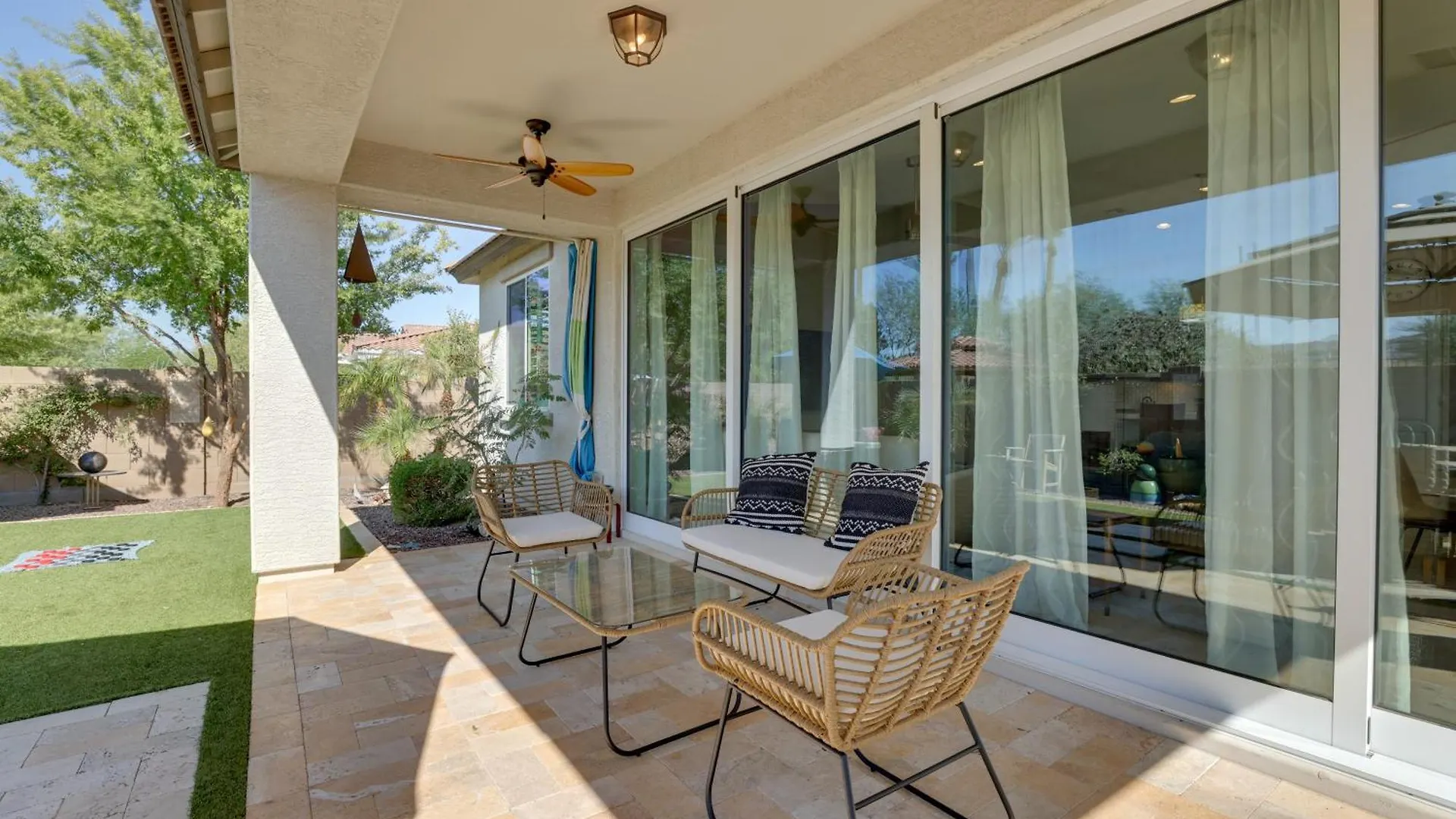 Phoenix Home With Ev Charger And Pool Access!